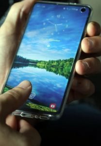 s10 finger