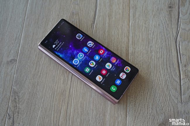 Samsung Galaxy Z Fold 2 15 Samsung Galaxy Z Fold 2 15