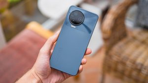 Infinix Note 12 Pro recenze