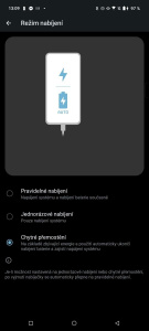 Proč při hře žhavit baterku, když se dá obejít?
